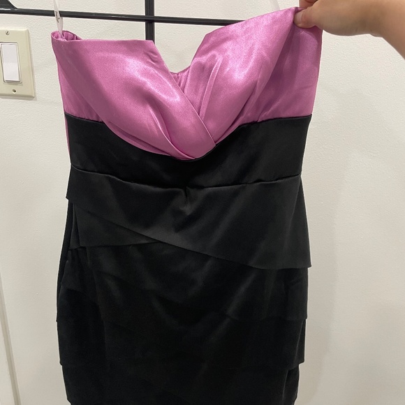 Papaya Dresses & Skirts - Magenta and Black Strapless Dress (New)